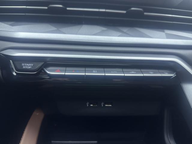 Geely Emgrand X6 2021, фото 15
