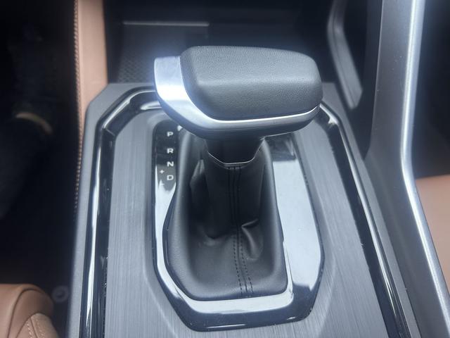 Geely Emgrand X6 2021, фото 16