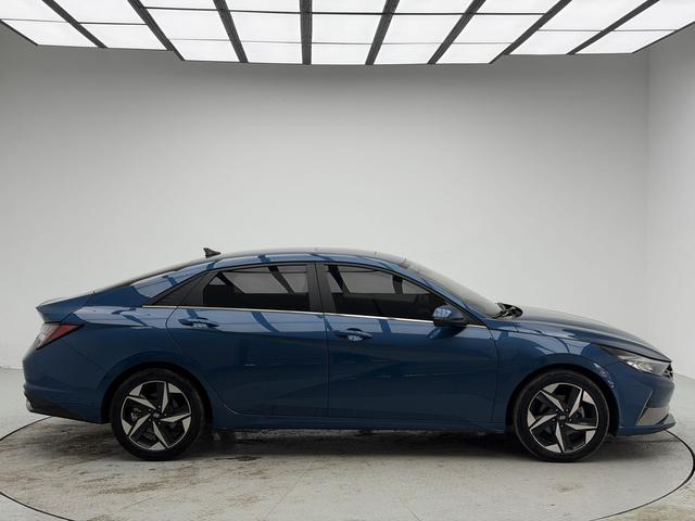 Hyundai Elantra 2022, фото 7
