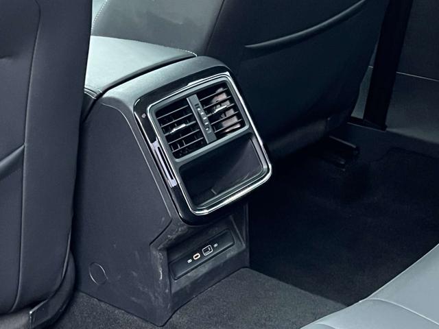 Volkswagen Passat 2022, фото 8
