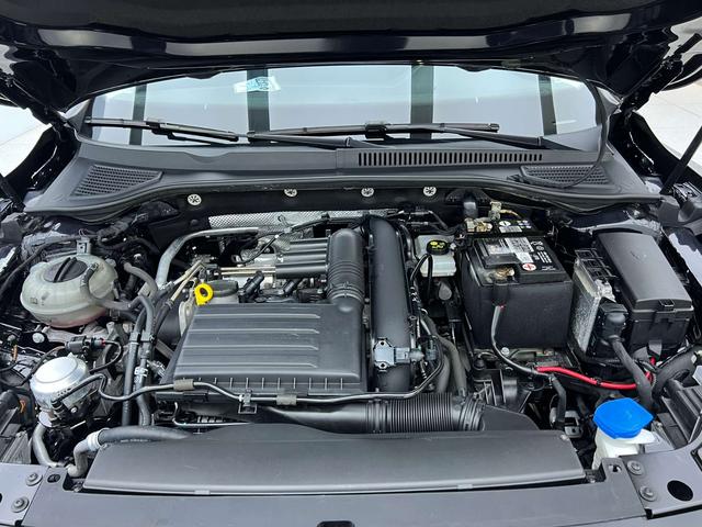 Volkswagen Passat 2022, фото 17