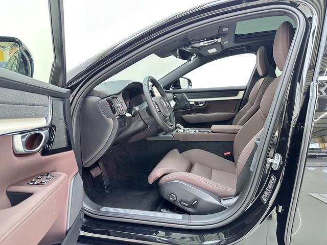 Volvo S90 2026, фото 12