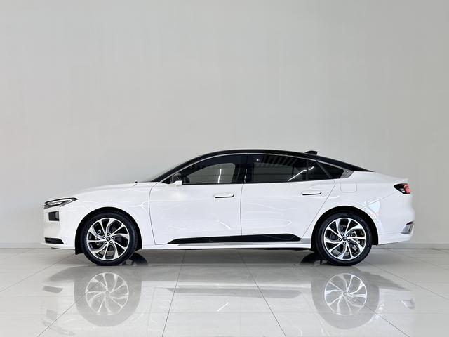 Ford Mondeo 2022, фото 4