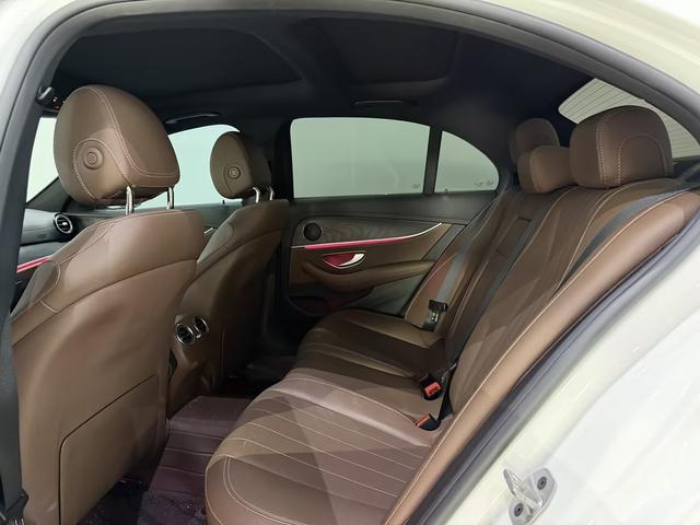 Mercedes-Benz E-Class 2021, фото 7