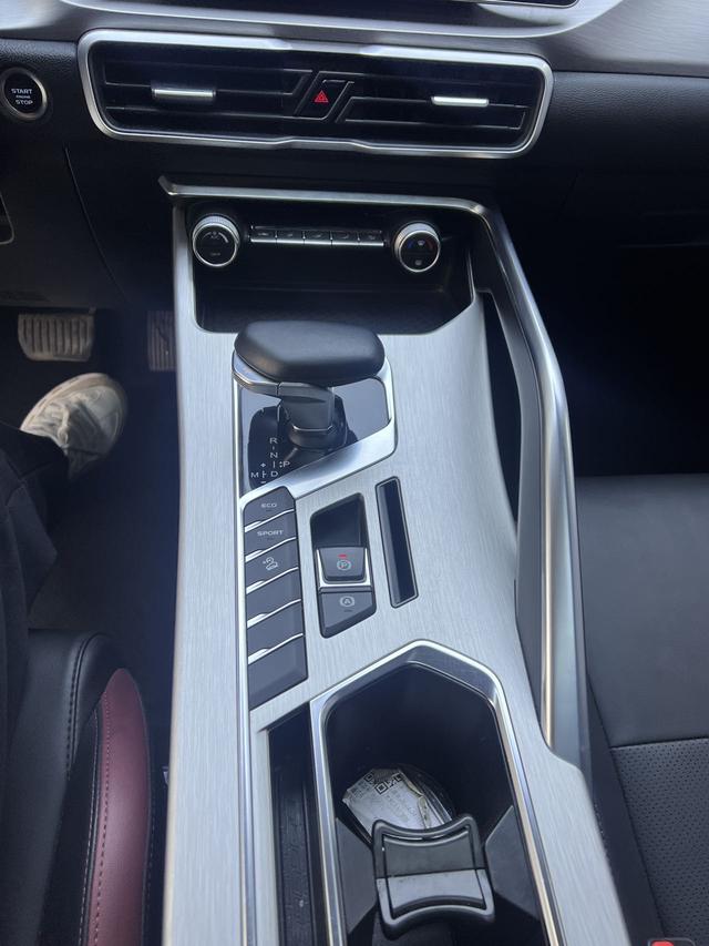 Geely Binyue 2021, фото 15