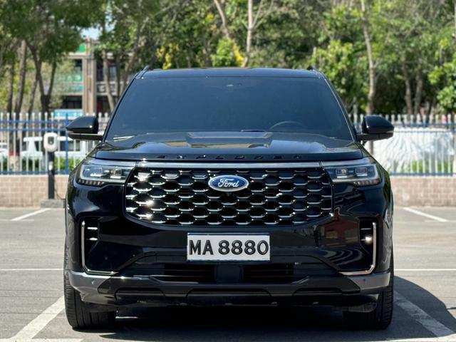 Ford Explorer 2023, фото 3