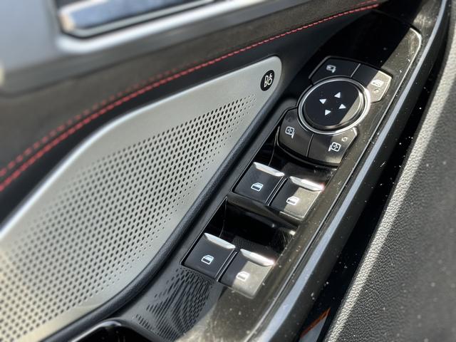 Ford Explorer 2023, фото 8