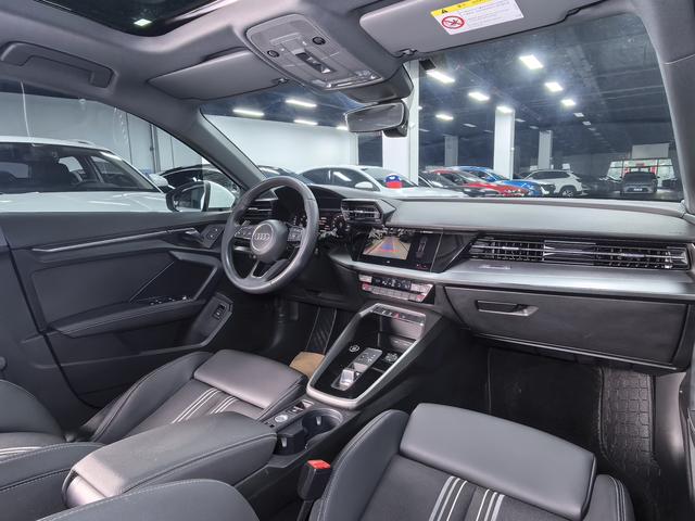 Audi A3 2022, фото 14