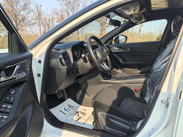 Mazda CX-4 2021, фото 6
