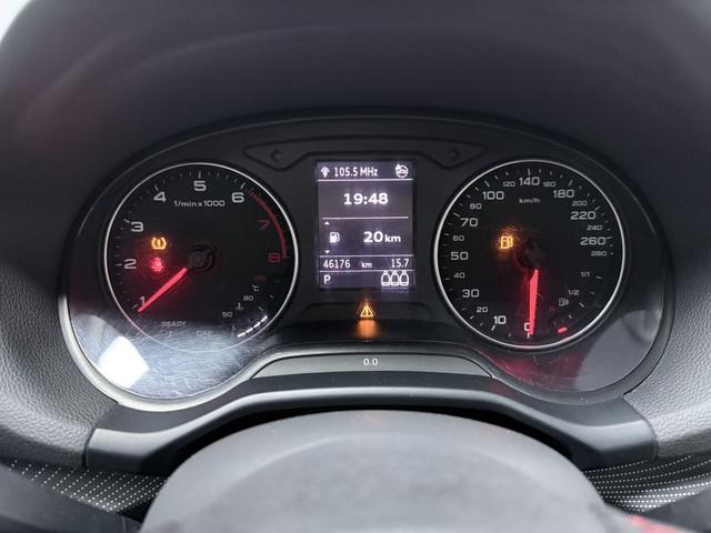 Audi Q2L 2022, фото 16
