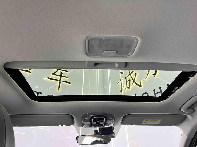 Hyundai Elantra 2023, фото 16