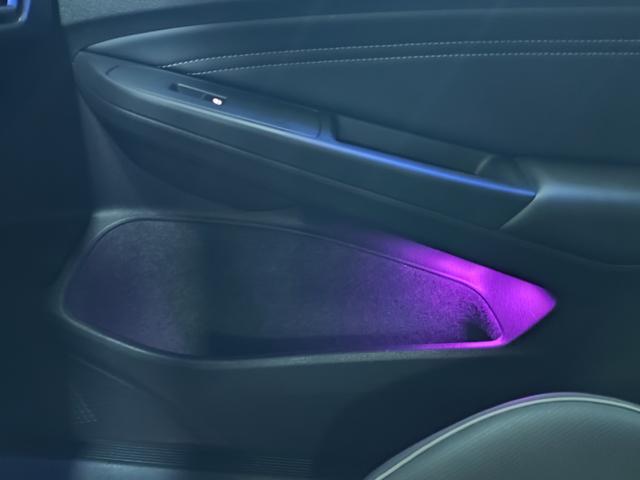 Volkswagen Golf 2023, фото 17
