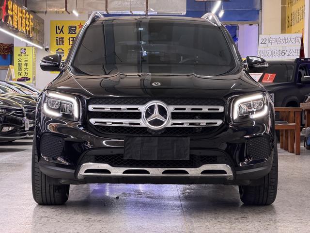 Mercedes-Benz GLB 2023, фото 2