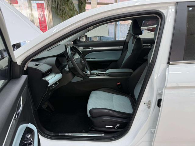 Geely Emgrand L 2022, фото 16