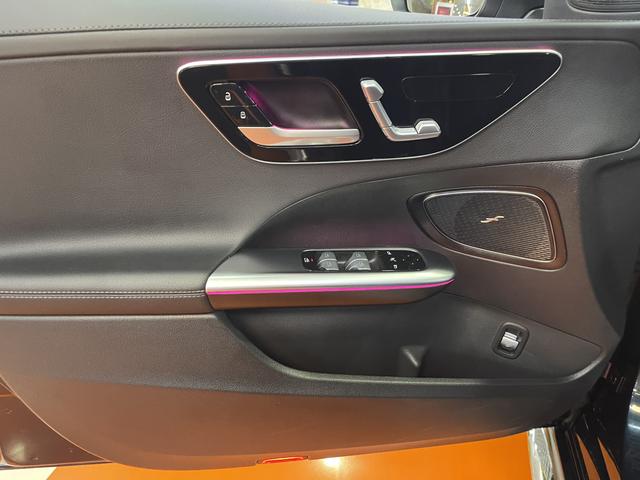 Mercedes-Benz C-Class 2024, фото 7