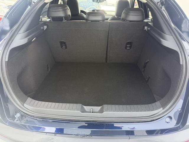 Mazda CX-30 2022, фото 16