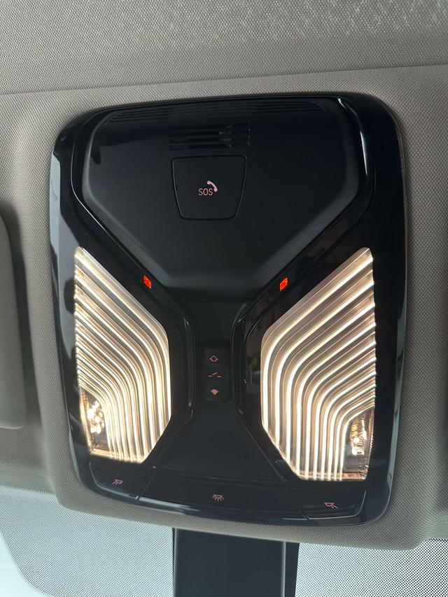 BMW 3 2023, фото 17