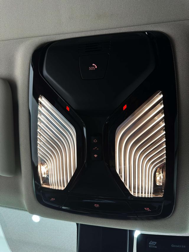 BMW 3 2023, фото 17