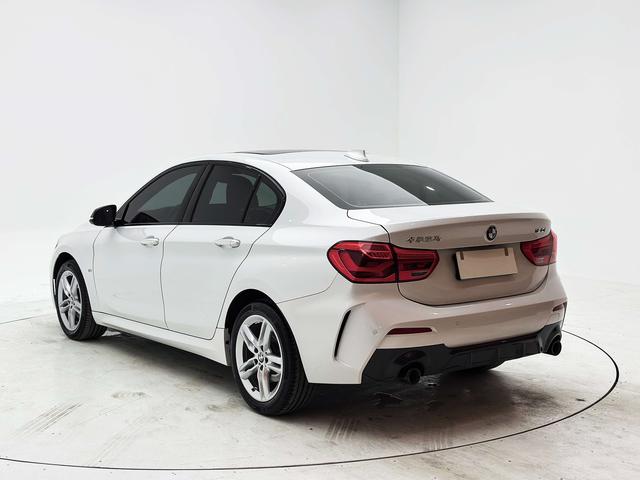 BMW 1 2021, фото 4