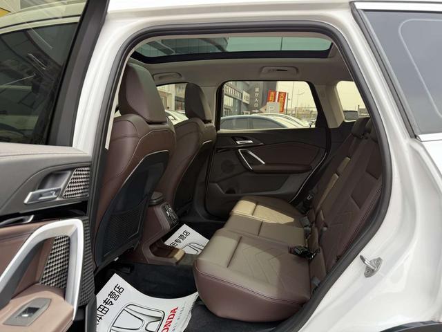 BMW X1 2023, фото 8