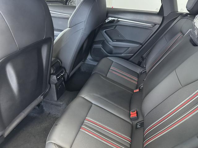 Audi A3 2022, фото 14