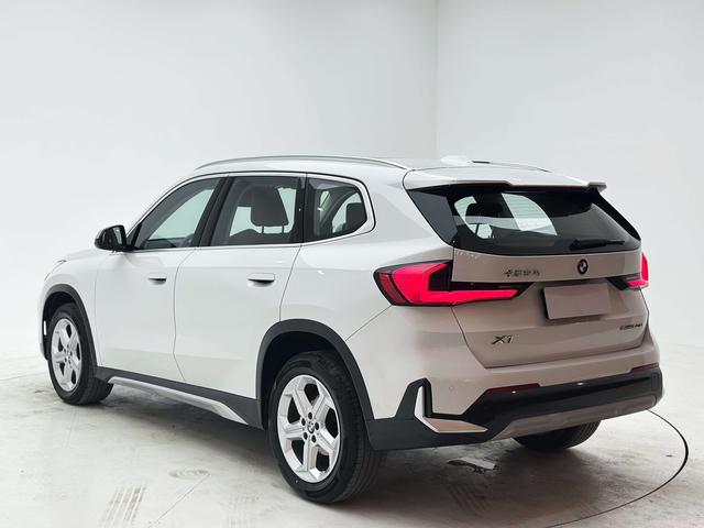 BMW X1 2023, фото 4