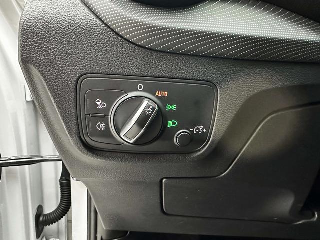 Audi Q2L 2022, фото 17