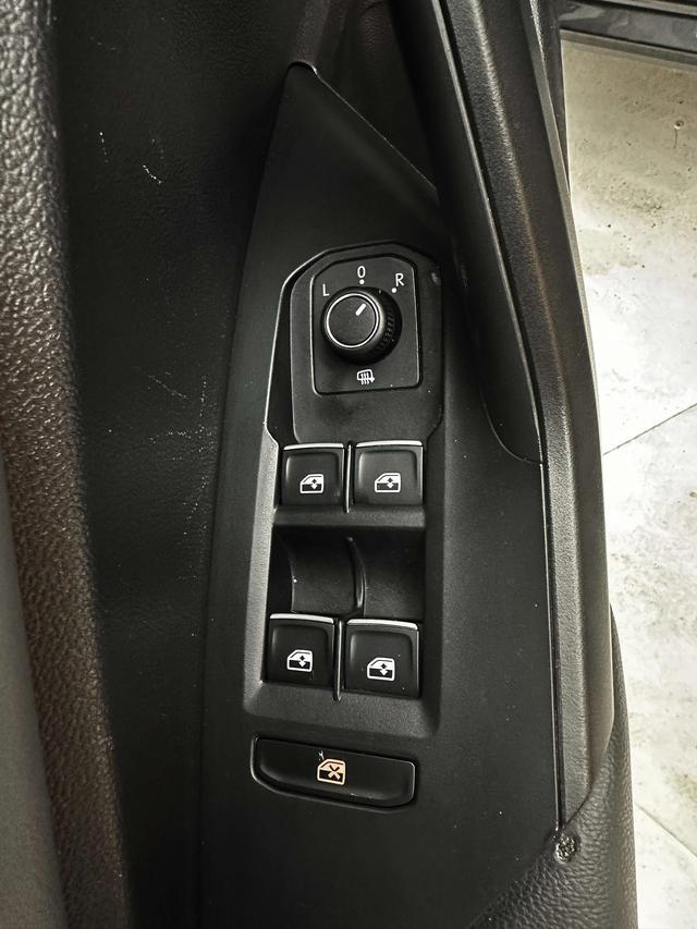 Volkswagen Jetta 2023, фото 16