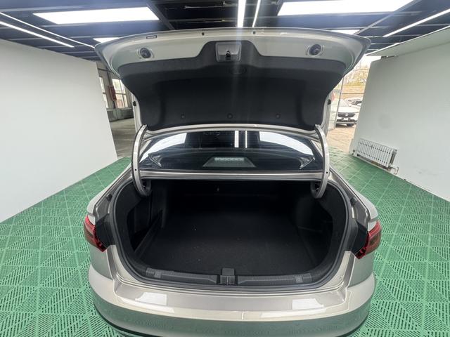 Volkswagen Bora 2023, фото 9
