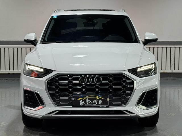 Audi Q5L 2022, фото 2