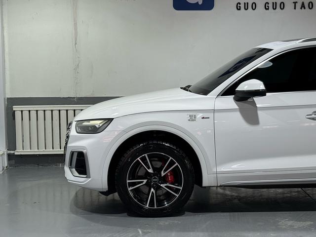 Audi Q5L 2022, фото 6
