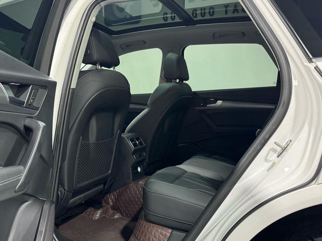 Audi Q5L 2022, фото 8