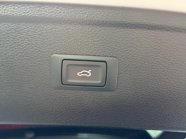 Audi Q5L 2022, фото 15