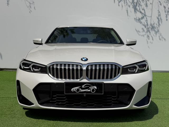 BMW 3 2023, фото 2
