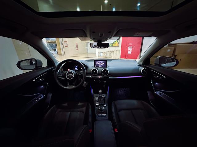 Audi Q2L 2022, фото 14
