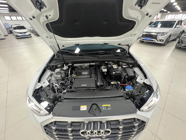 Audi Q3 2022, фото 15