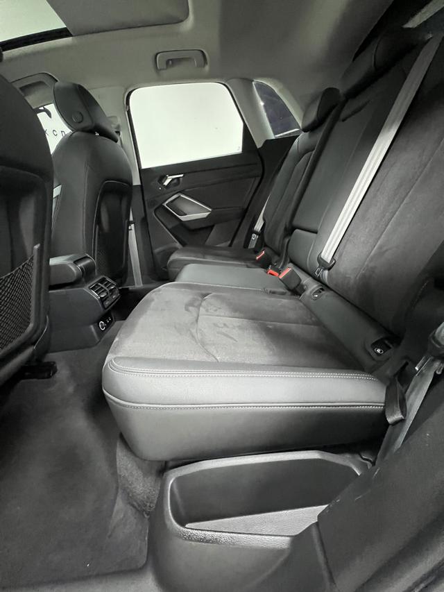 Audi Q3 2022, фото 17