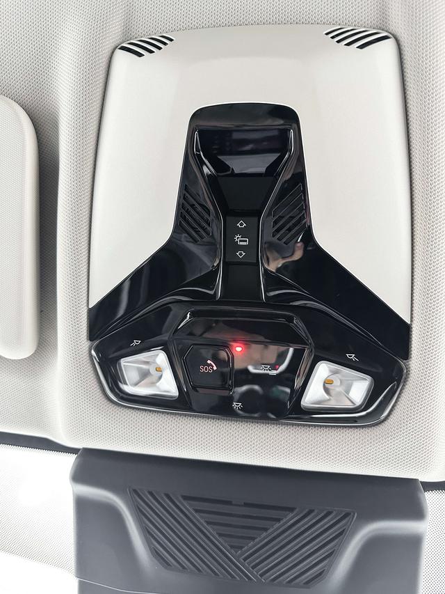 BMW X1 2023, фото 17