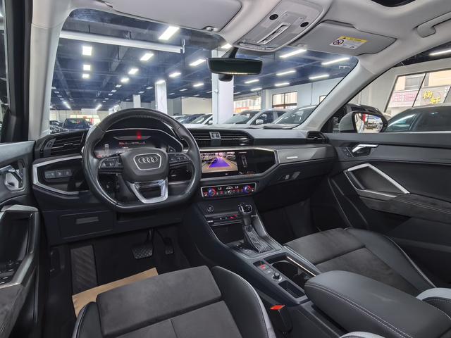 Audi Q3 2023, фото 14