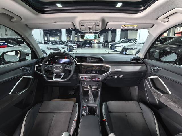 Audi Q3 2023, фото 15