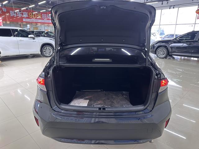 Toyota Corolla 2022, фото 17