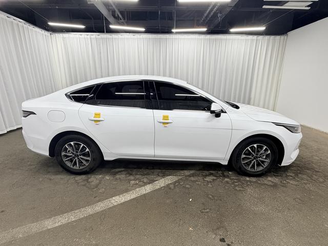 BYD Song 2024, фото 8