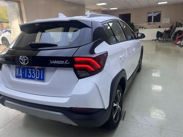 Toyota Yaris 2022, фото 4
