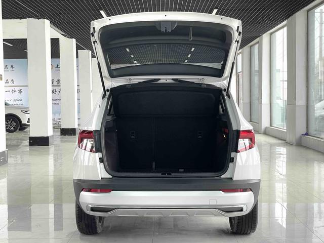 Skoda Karoq 2021, фото 16