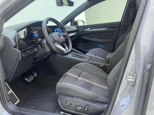 Volkswagen Golf 2023, фото 7