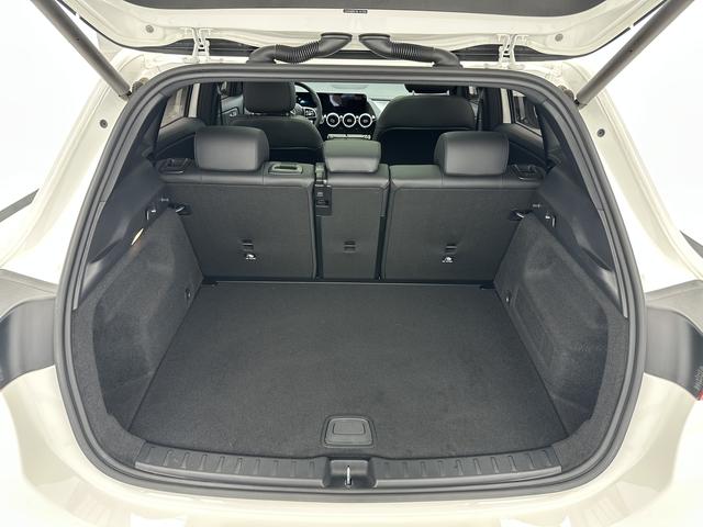 Mercedes-Benz GLA 2022, фото 17