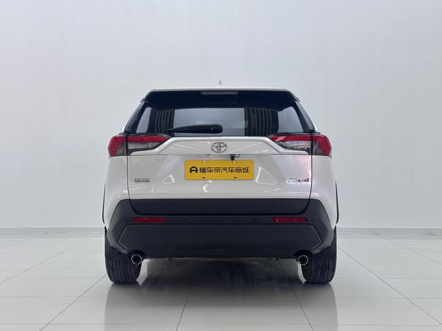 Toyota RAV4 2022, фото 6