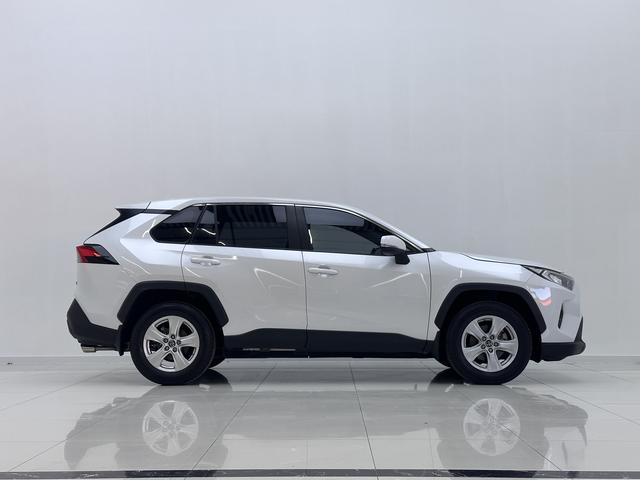 Toyota RAV4 2022, фото 8