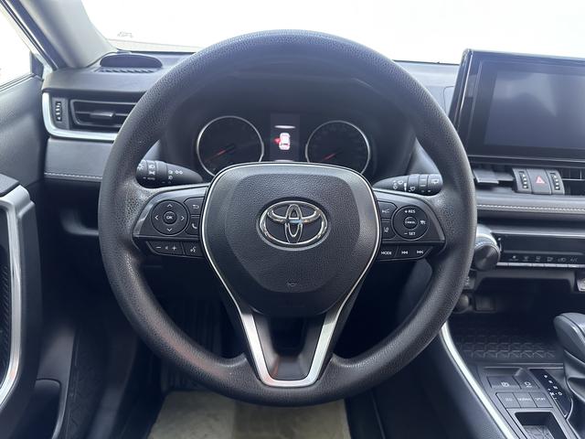Toyota RAV4 2022, фото 11