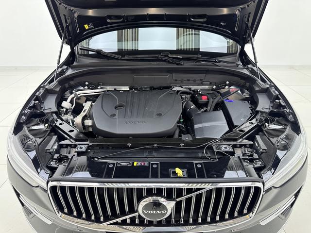 Volvo XC60 2025, фото 17